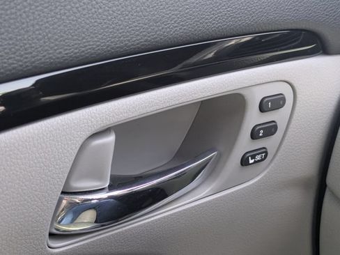 Used 2020 Honda Pilot Touring image 29