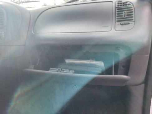 Used 2003 Ford F150 XL image 12