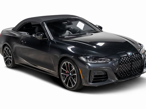 Used 2022 BMW 440i xDrive Convertible w/ Premium Package image 2