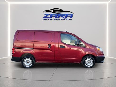Used 2017 Chevrolet City Express LT w/ Technology Package FWD image 8