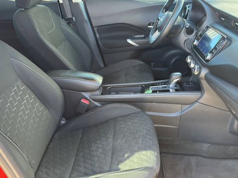 Used 2023 Nissan Kicks SV image 23