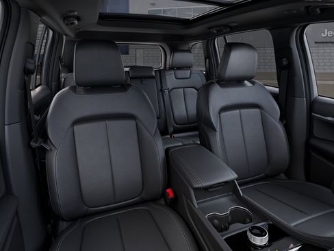 New 2026 Jeep Grand Cherokee Limited w/ Limited Altitude Package RWD image 60
