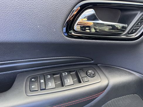 Used 2024 Dodge Durango GT image 21