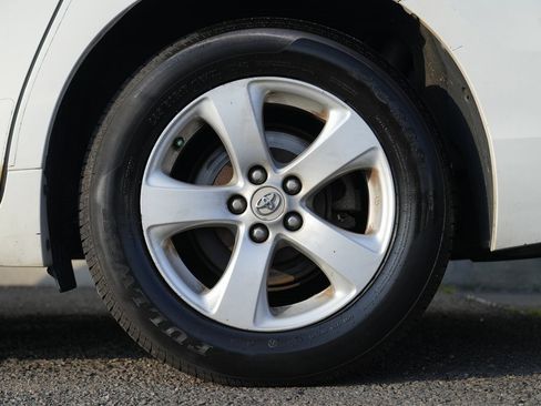 Used 2011 Toyota Sienna image 14