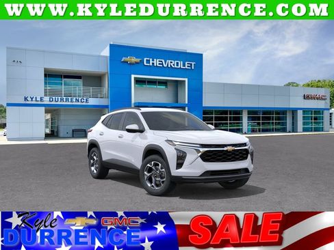 New 2026 Chevrolet Trax LT w/ Driver Confidence Package FWD image 1