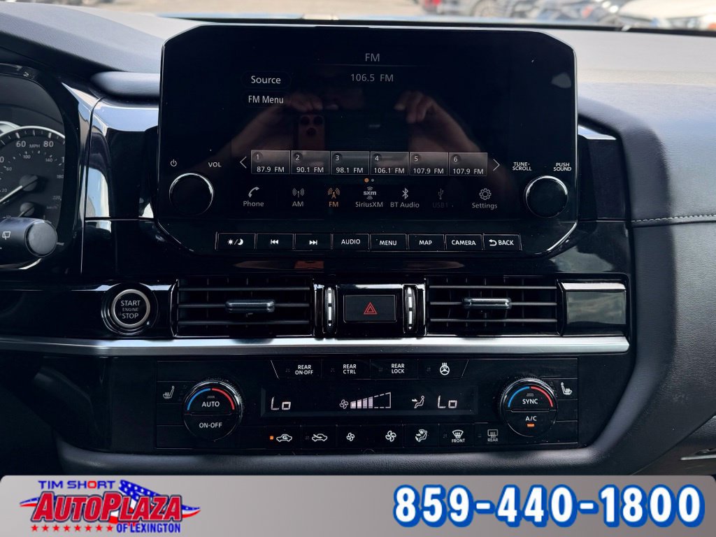 Used 2024 Nissan Pathfinder SL AWD/4WD image 4