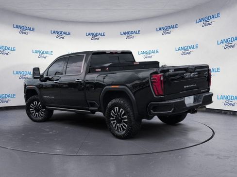Used 2024 GMC Sierra 2500 Denali Ultimate AWD/4WD image 9