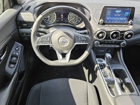 Used 2022 Nissan Sentra SV w/ Trunk Package image 5