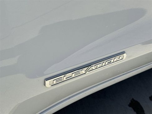 Used 2023 GMC Sierra 1500 Elevation image 29