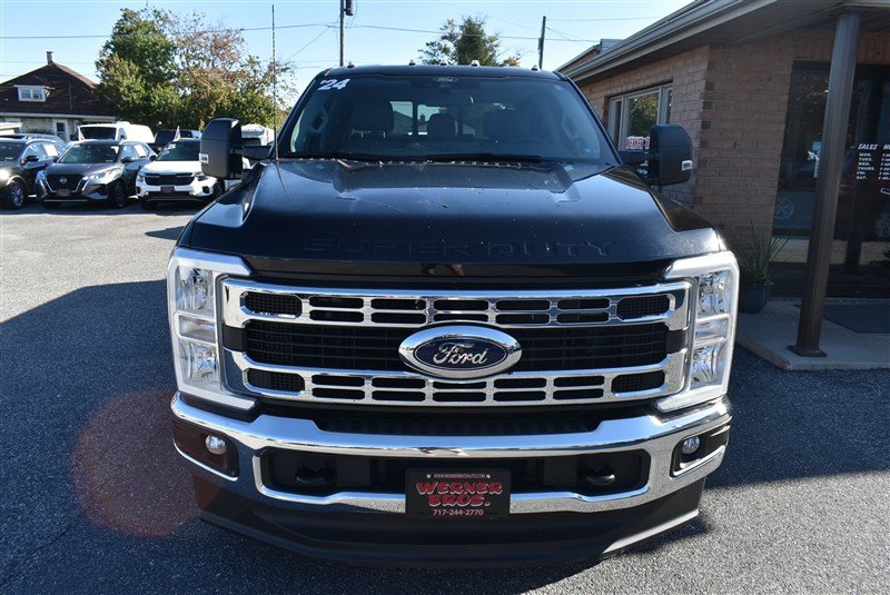 Used 2024 Ford F350 XLT AWD/4WD image 10