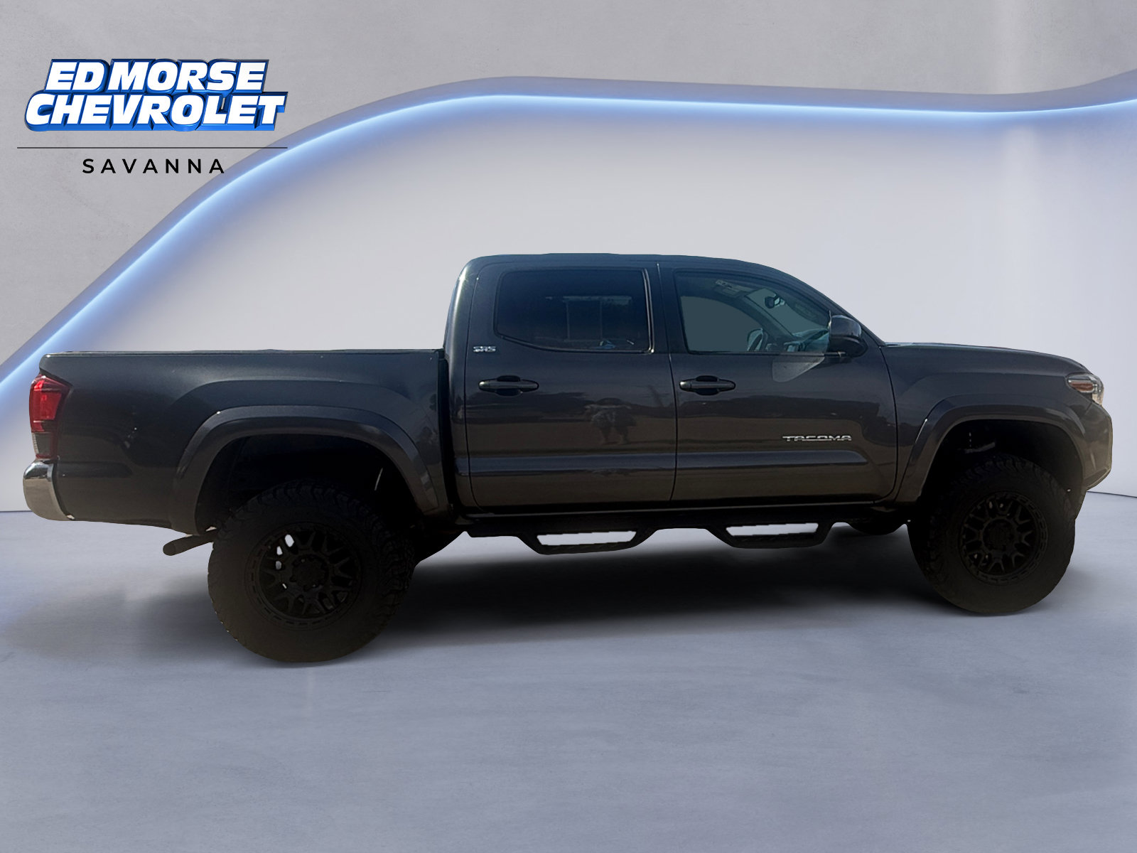 Used 2020 Toyota Tacoma SR5 AWD/4WD image 6
