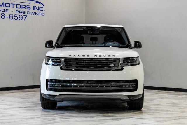 Used 2023 Land Rover Range Rover SE AWD/4WD image 7