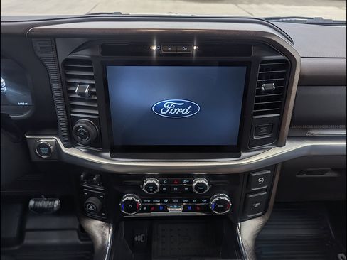Used 2025 Ford F150 King Ranch w/ FX4 Off-Road Package AWD/4WD image 34