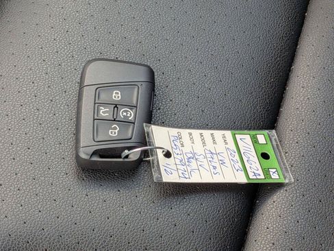 Used 2023 Volkswagen Atlas SE AWD/4WD image 18