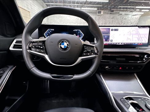 Used 2025 BMW 330i Sedan w/ Convenience Package RWD image 8