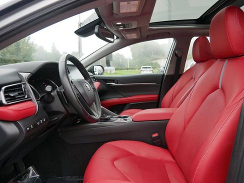 Used 2022 Toyota Camry XSE w/ Carpet Mat Package (TMS) AWD/4WD image 9