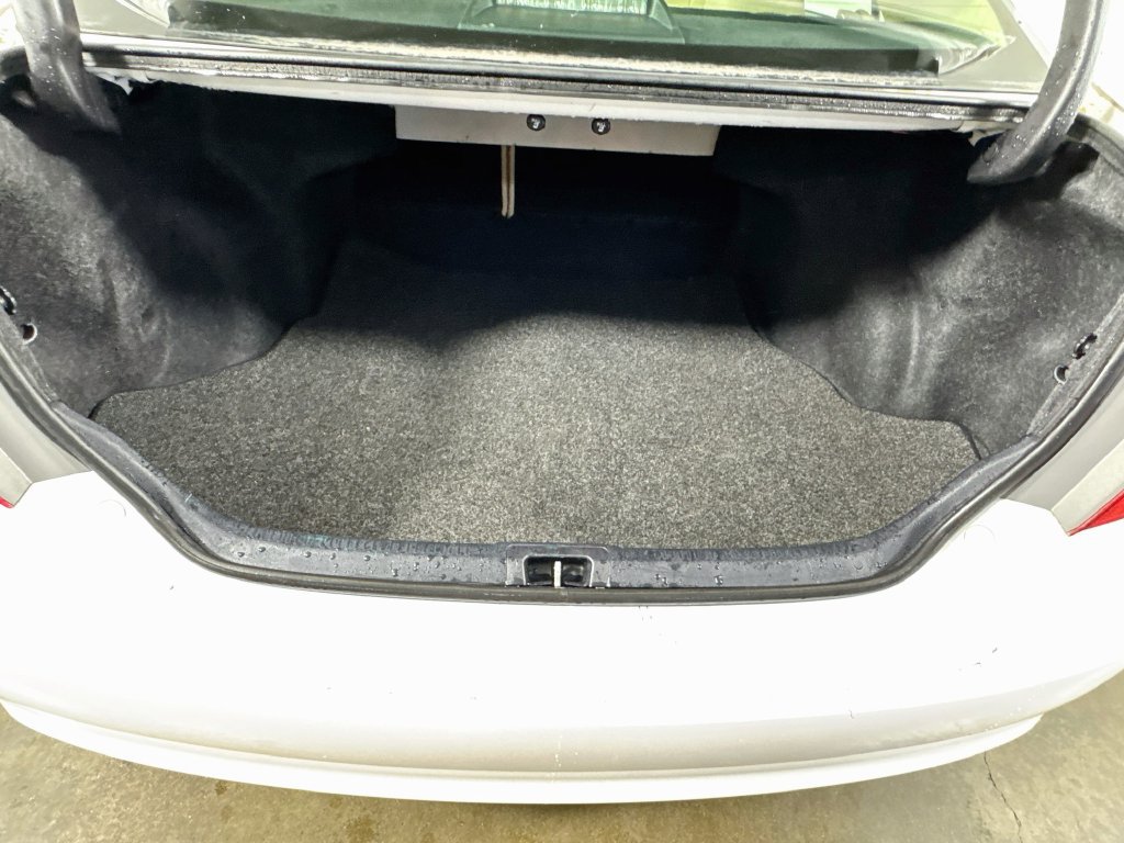 Used 2015 Toyota Camry XLE FWD image 30