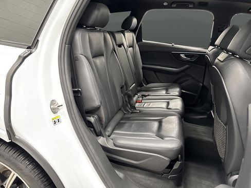 Used 2022 Audi Q7 3.0T Premium Plus w/ Premium Plus Package image 31
