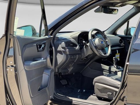 Certified 2025 Subaru Forester Limited AWD/4WD image 9