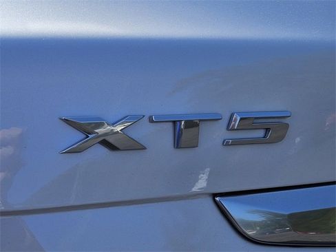 New 2025 Cadillac XT5 Premium Luxury w/ Technology Package image 17