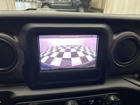 Used 2022 Jeep Wrangler Unlimited Sport image 42