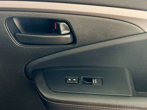 Used 2022 Honda Pilot TrailSport image 31
