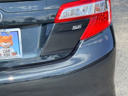 Used 2012 Toyota Camry L image 13