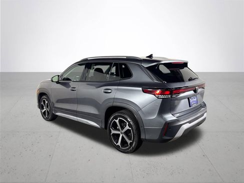 New 2026 Volkswagen Tiguan SE image 8