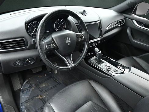 Used 2022 Maserati Levante Modena image 10