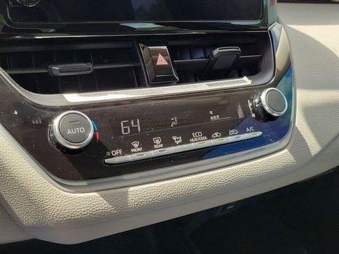 Used 2024 Toyota Corolla LE image 22
