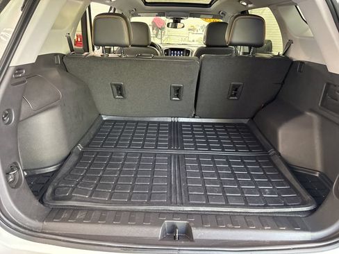Used 2023 GMC Terrain AT4 w/ Tech Package AWD/4WD image 14