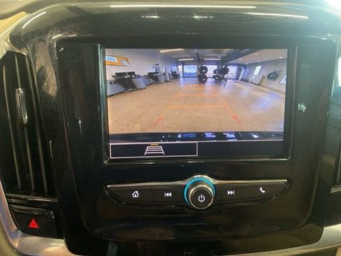 Certified 2022 Chevrolet Traverse LS AWD/4WD image 20