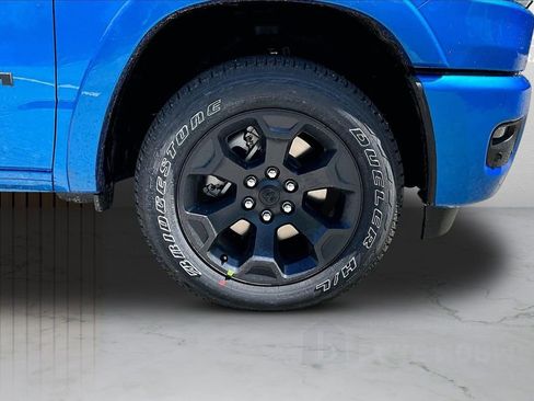 New 2026 RAM 1500 4x4 Crew Cab image 36