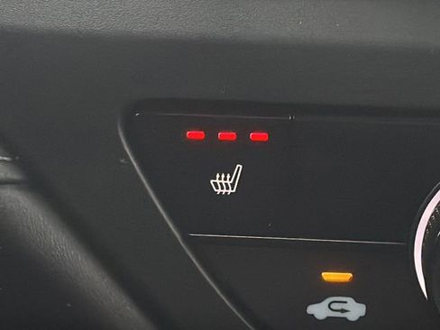 Certified 2025 Honda Accord SE image 4