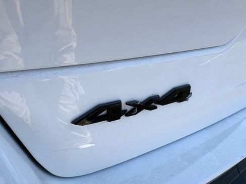 Used 2023 Jeep Grand Cherokee Altitude AWD/4WD image 24
