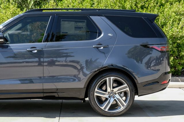 New 2026 Land Rover Discovery Limited Edition AWD/4WD image 17