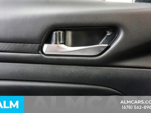 Used 2025 Nissan Altima 2.5 SV image 50