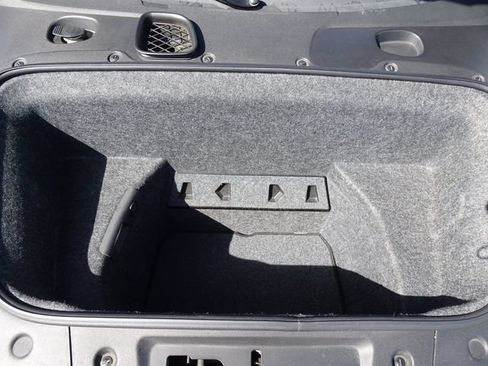 Used 2011 Audi R8 V8 AWD/4WD image 16