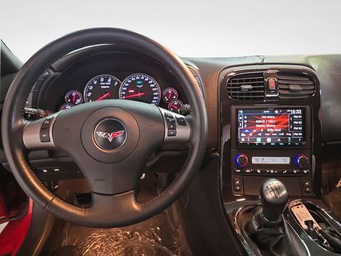Used 2009 Chevrolet Corvette Z06 w/ Preferred Equipment Group RWD image 14