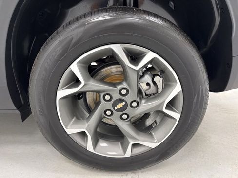Used 2024 Chevrolet Trax LT image 34