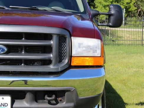 Used 2000 Ford F250 Lariat image 16