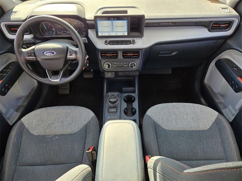 Used 2022 Ford Maverick XLT image 15