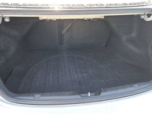Used 2013 Hyundai Elantra Limited w/ Technology Pkg FWD image 6