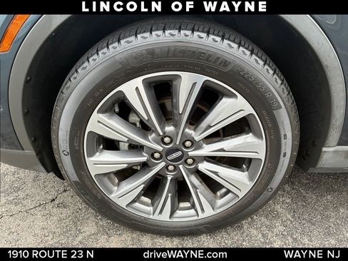 Certified 2022 Lincoln Corsair Reserve w/ Equipment Group 201A AWD/4WD image 27