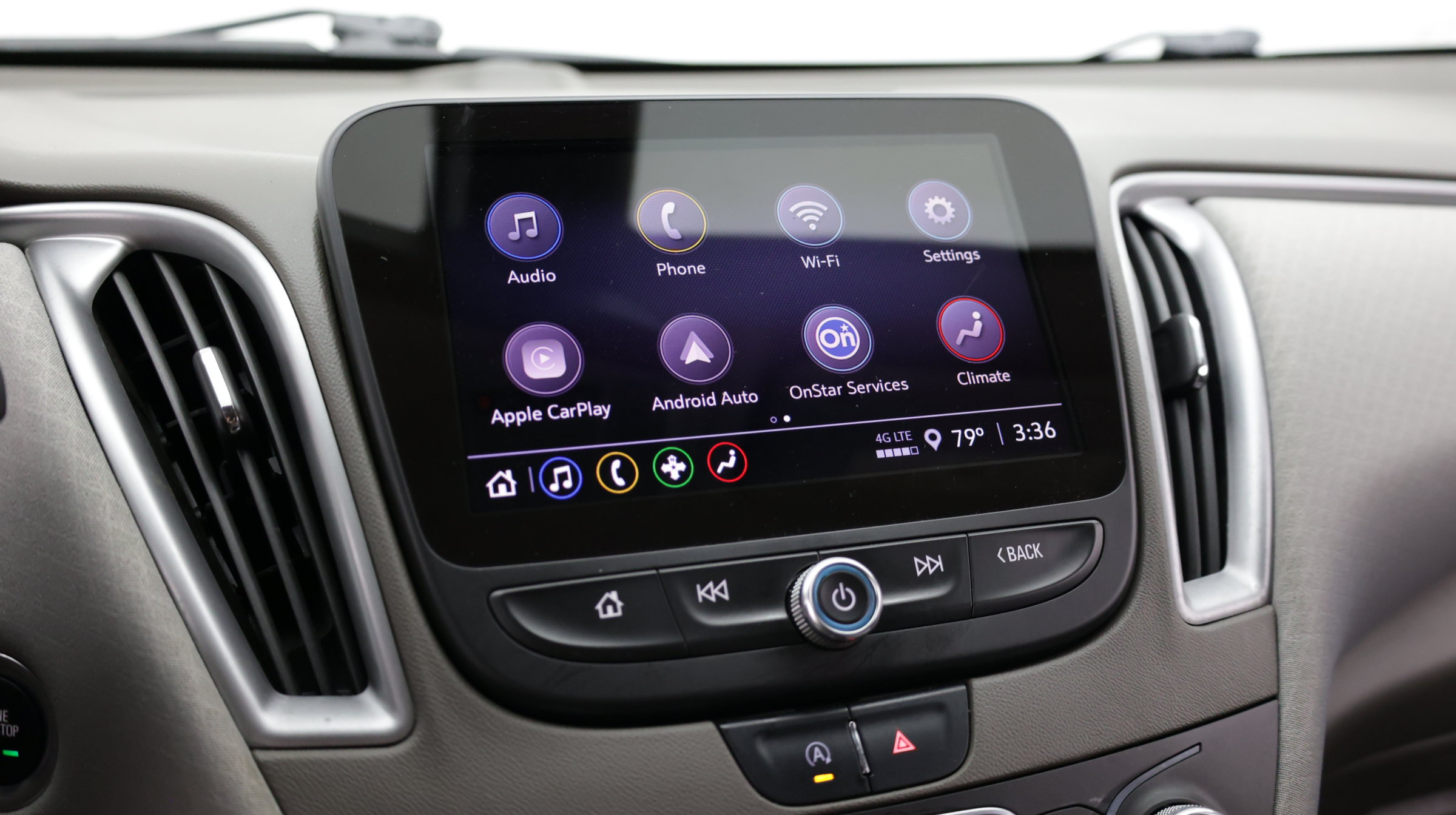 Used 2022 Chevrolet Malibu LT FWD image 21