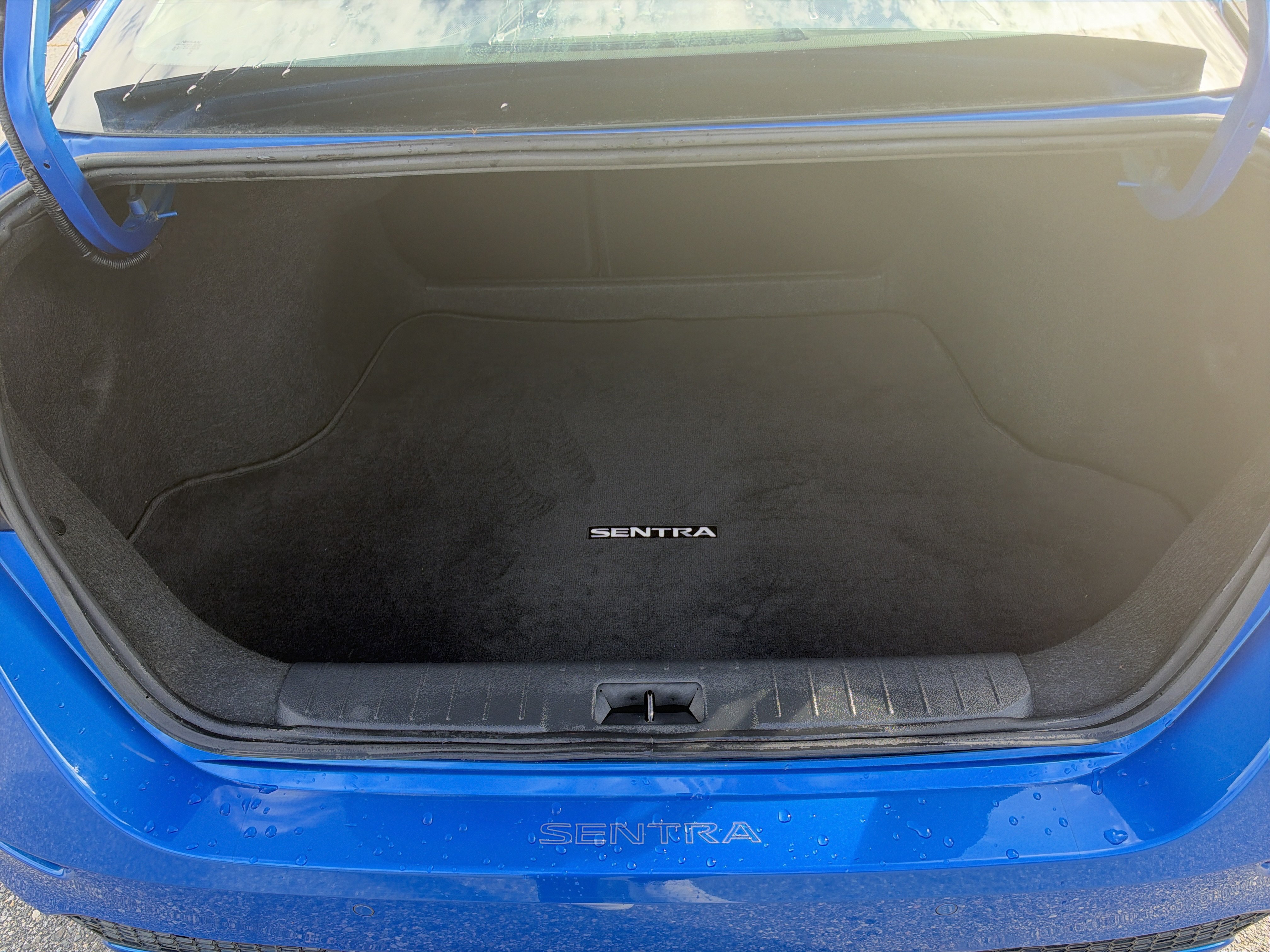 Certified 2024 Nissan Sentra SV FWD image 17