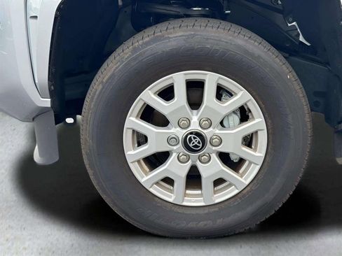 Used 2024 Toyota Tacoma SR5 image 9