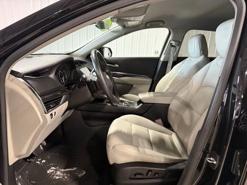 Used 2019 Cadillac XT4 Luxury image 9