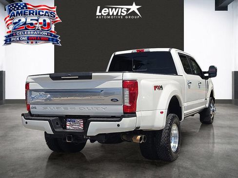 Used 2019 Ford F350 Platinum w/ Platinum Ultimate Package AWD/4WD image 4