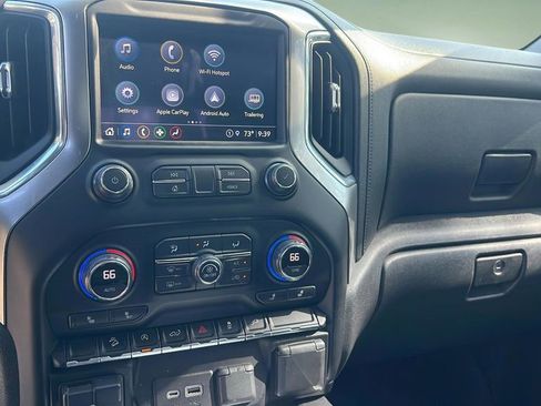 Used 2021 Chevrolet Silverado 1500 LT Trail Boss w/ Convenience Package II AWD/4WD image 9